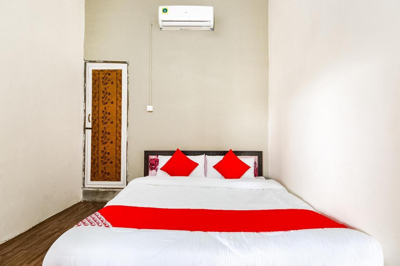 Oyo 69647 Yash Lodge Джабалпур Екстериор снимка